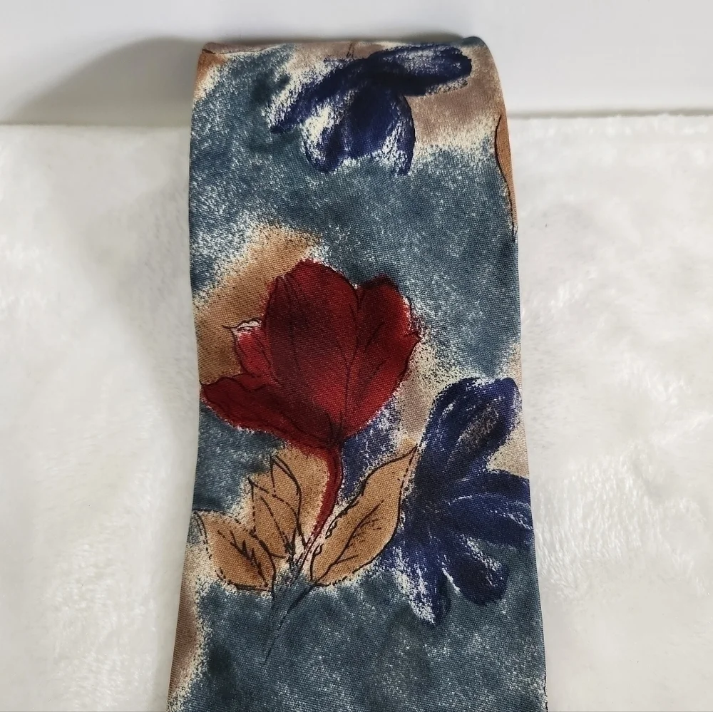417 By Van Heusen Silk Floral Flower Blue Tan Burgundy Necktie Tie